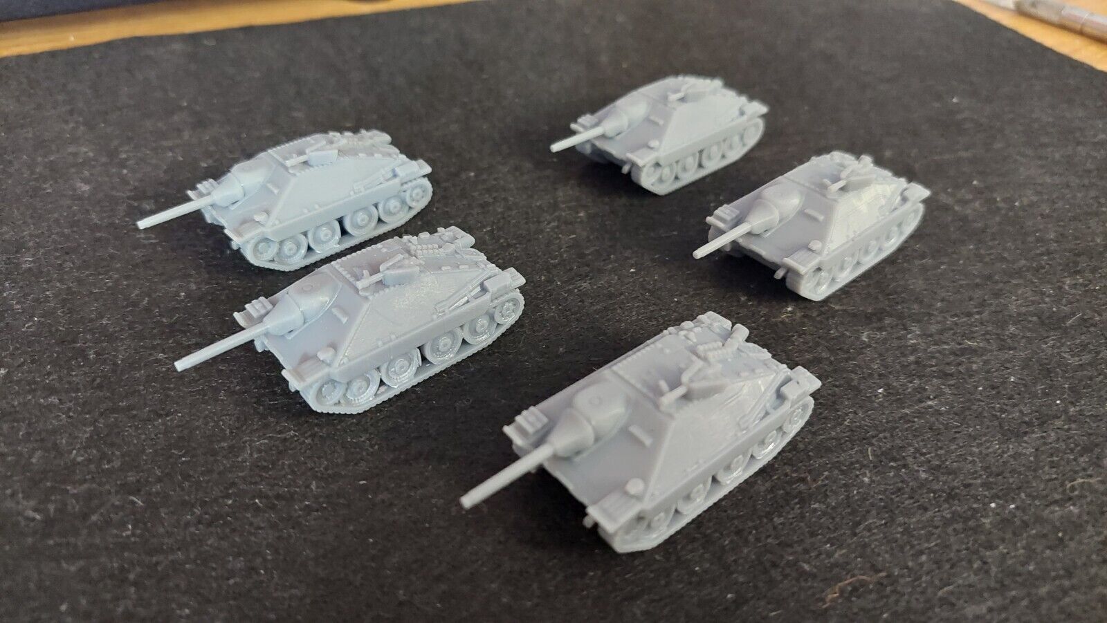 3 Inch Towed Tank Destroyer Platoon (Late War X4 Guns) - Flames Of War: Miniature Storiche Per Wargame, Set Da Collezione
